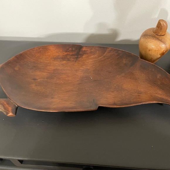 Vintage MCM Monkey Pod Wood Leaf Bowl and wooden fruit.Excellent retro - Picture 9 of 16